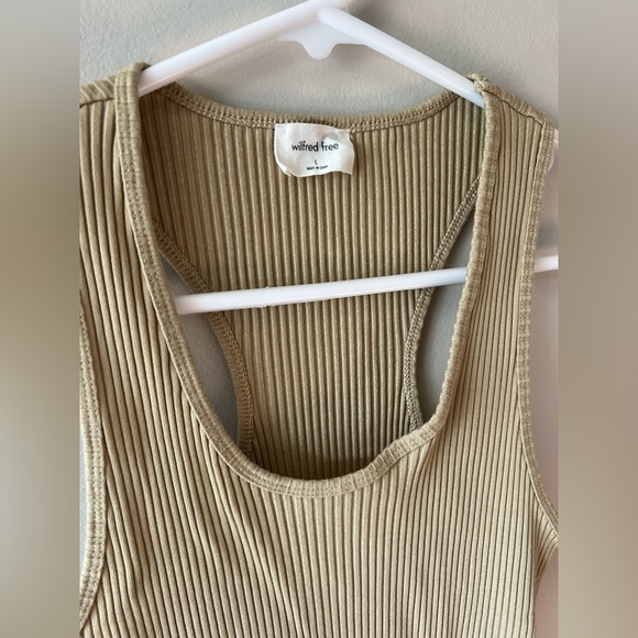 Wilfred tank size L - Picture 2 of 3